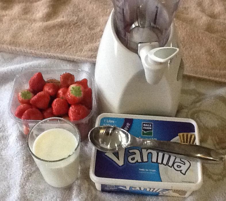 We made a strawberry milkshake.